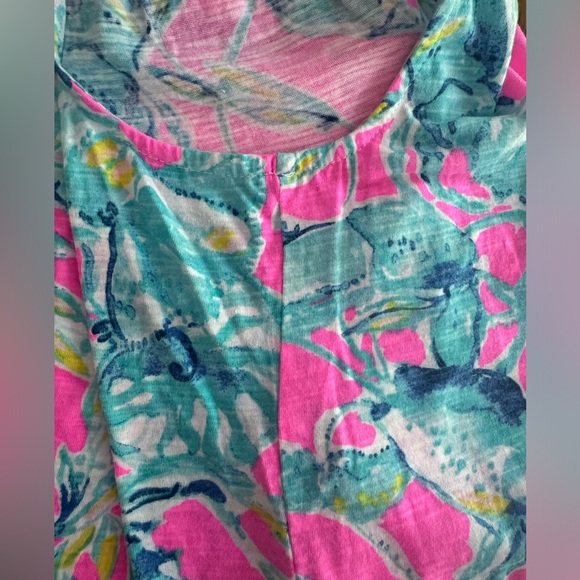 Lilly Pulitzer Essie Sleeveless Tank Top SZ XS Raz Berry Lobsters In Love - Picture 10 of 12